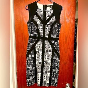 BCBG Shift Dress Size 6